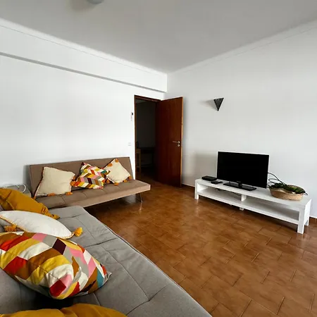 Waves T2 Apartment *